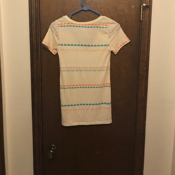 Nollie v-neck - Picture 2 of 2