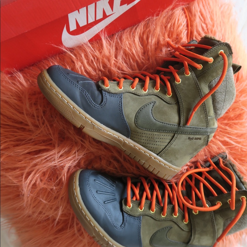WMNS DUNK SKY HI SNKRBT 2.0 sz 7.5