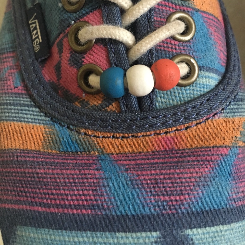 Tribal Bead Vans - Picture 6 of 6