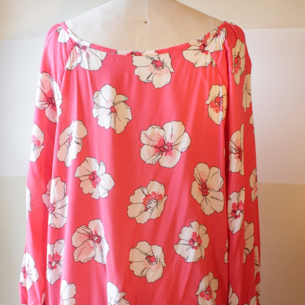 **sold**Old Navy Coral Floral Long Sleeve Blouse