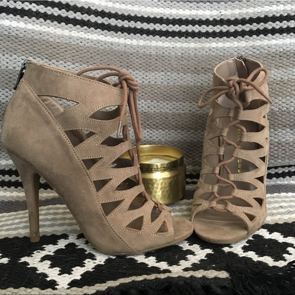 Chinese Laundry Lace up Heels (Z-Lady Day)