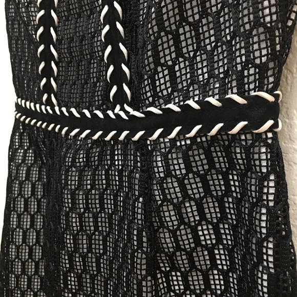 TOPSHOP Beautiful Midi Black Dress - Picture 8 of 8