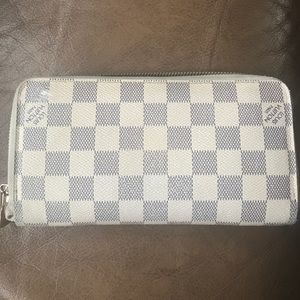 Authentic Louis Vuitton Wallet