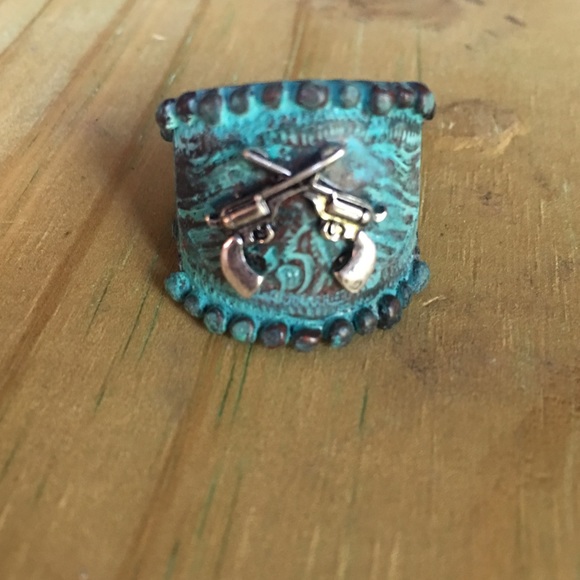 Western ring - Picture 2 of 4