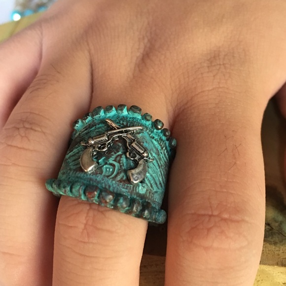 Western ring - Picture 3 of 4