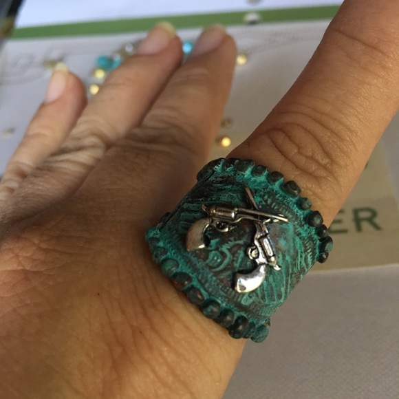 Western ring - Picture 4 of 4