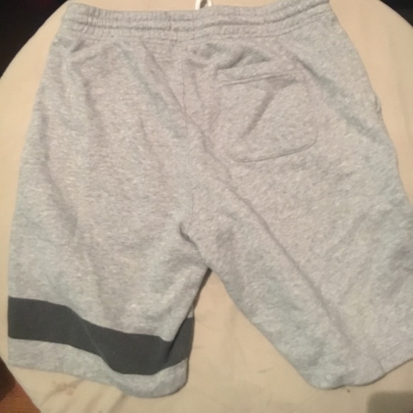 Old navy pajama shorts - Picture 2 of 4