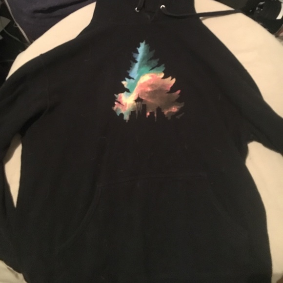 Leaf skyline galaxy hoodie - Picture 2 of 3