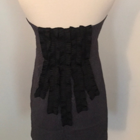 Flirty textured animal print dress by BCBGgen - Picture 2 of 4