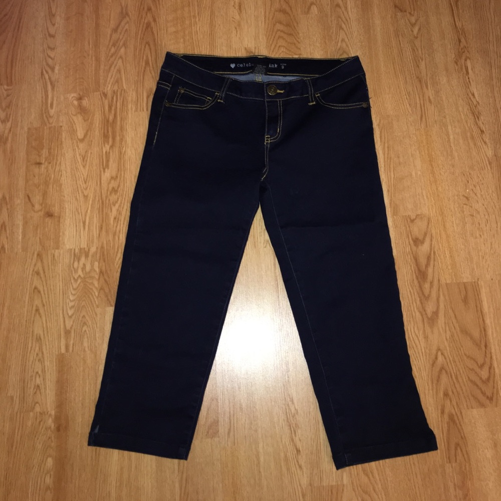 Celebrity Pink Jegging Capri Pants