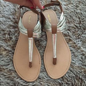 Forever 21 Gold and Camel Sandals Size 8