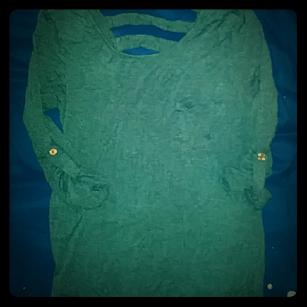 Half sleeve grey top