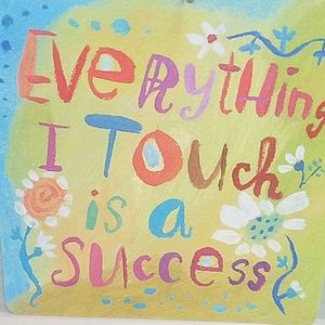 Meet your Posher, Flora