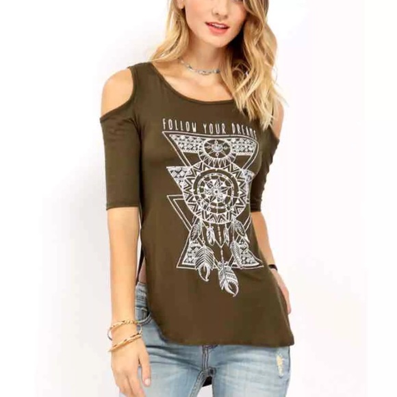 Trendy cut out shoulders top - Picture 1 of 1