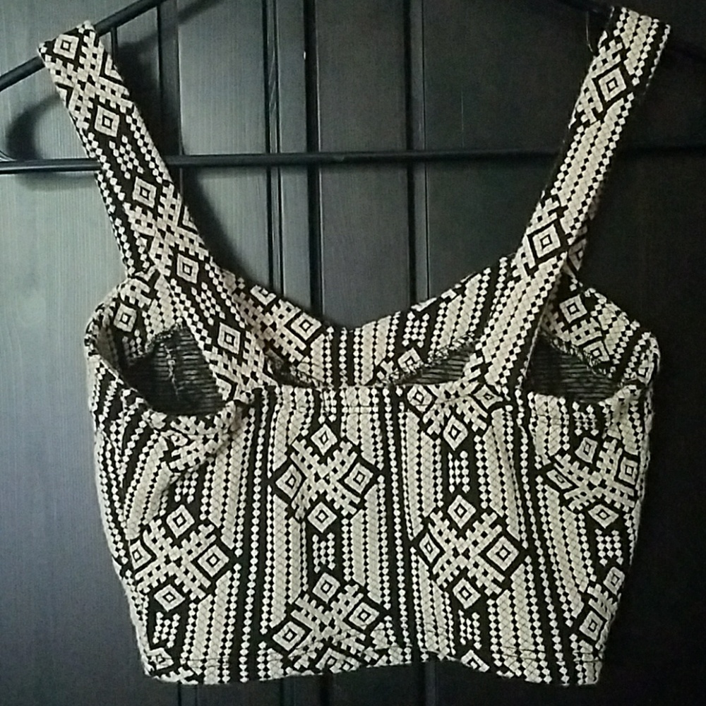 Charlotte Russe XS crop top - Picture 2 of 4