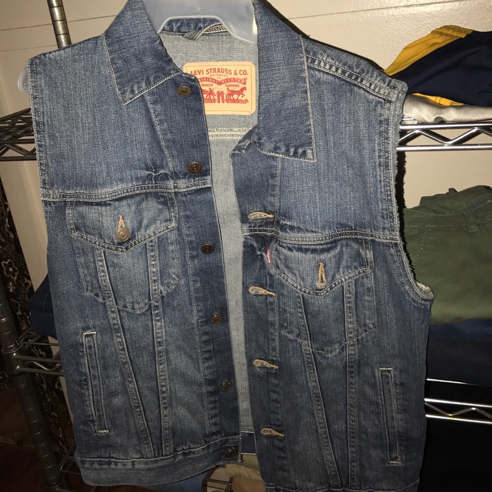 Levi's jean jacket