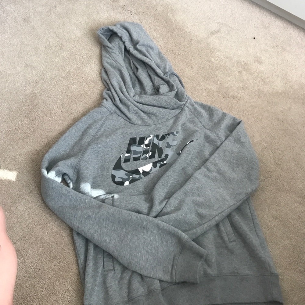 Nike sweatshirt