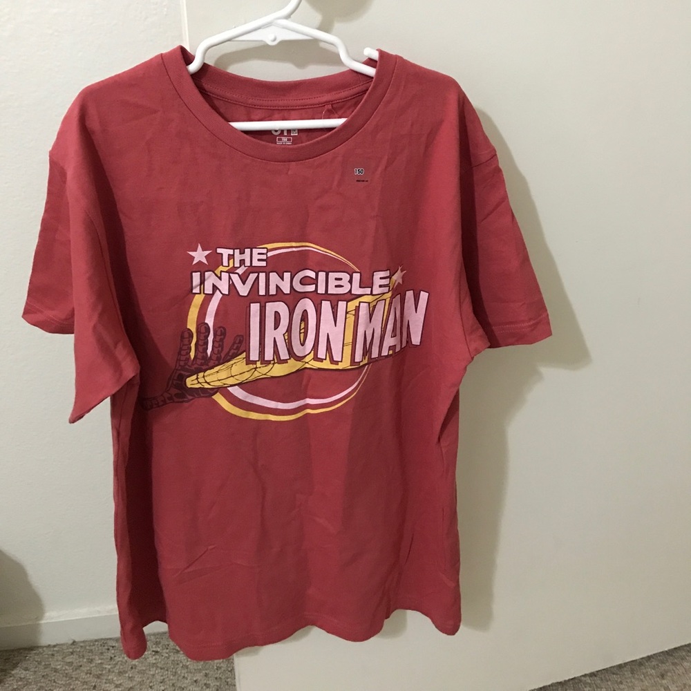 Uniqlo Size 150 Boys Marvel Collection T-shirt