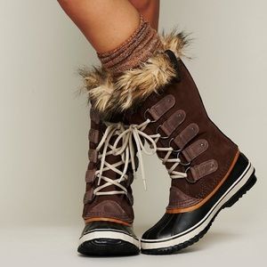 Sorel Joan of Arctic boots
