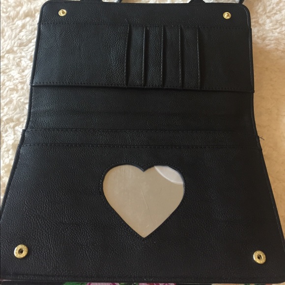 NWOT! BETSEY JOHNSON DBL ENTRY WALLET/CROSS BODY - Picture 4 of 5