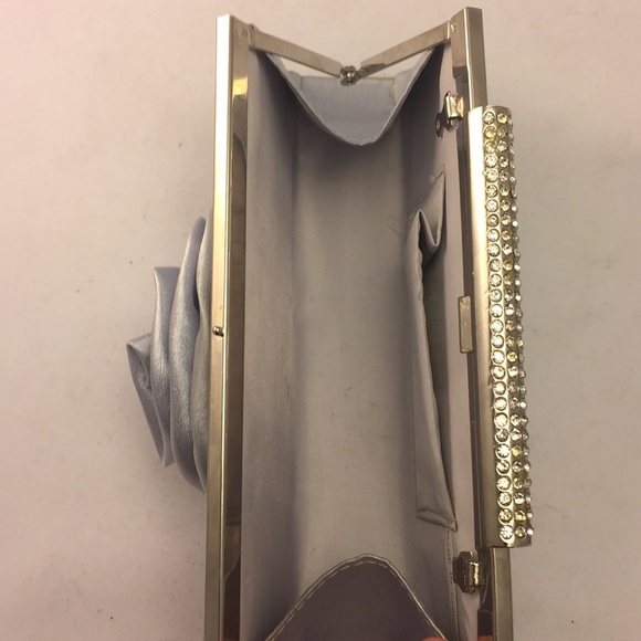 Tan/Taupe/blue rhinestone clutch purse!!  - Picture 4 of 8