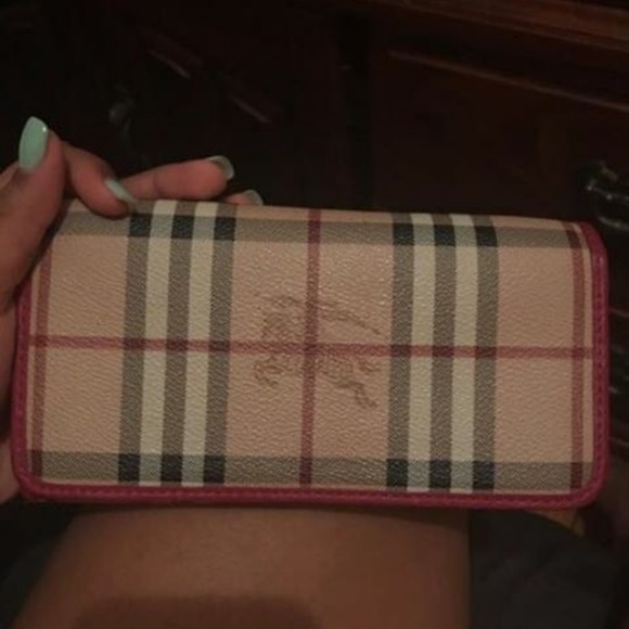Burberry wallet - Picture 3 of 3