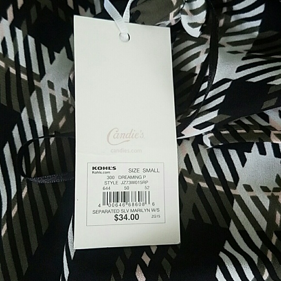 Candies cold shoulder green plaid shirt - Picture 2 of 3