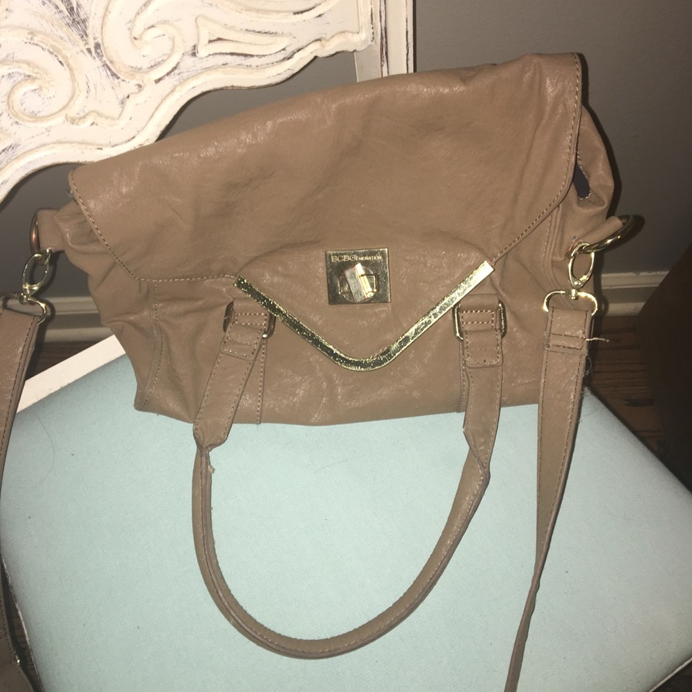 Bcbgeneration cross body