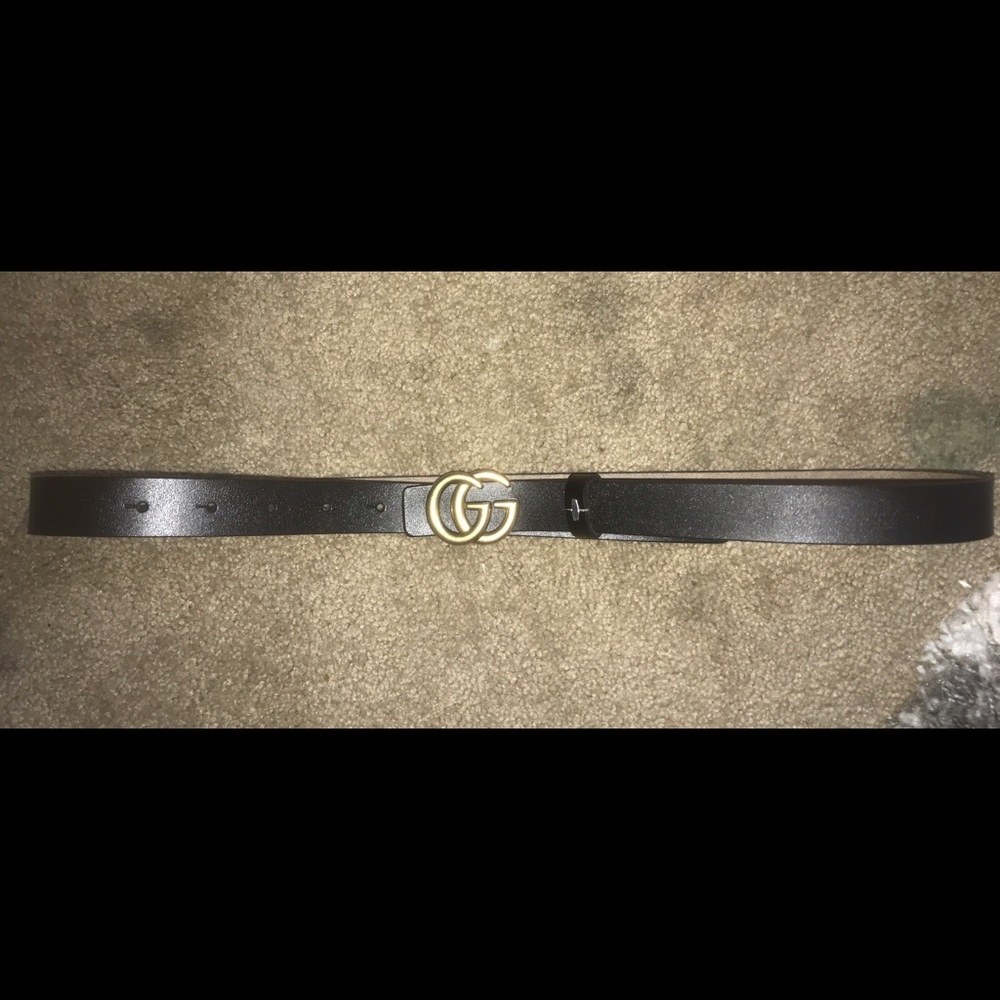 Gucci black thin belt