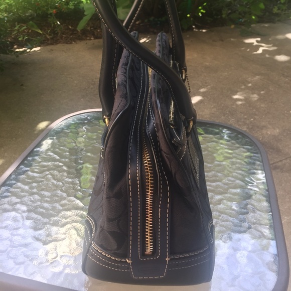 Coach signature Satchel black leather white thread - Picture 4 of 8