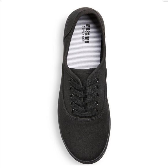 Black Mossimo shoes - Picture 1 of 3