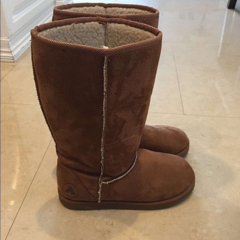 Winter boots