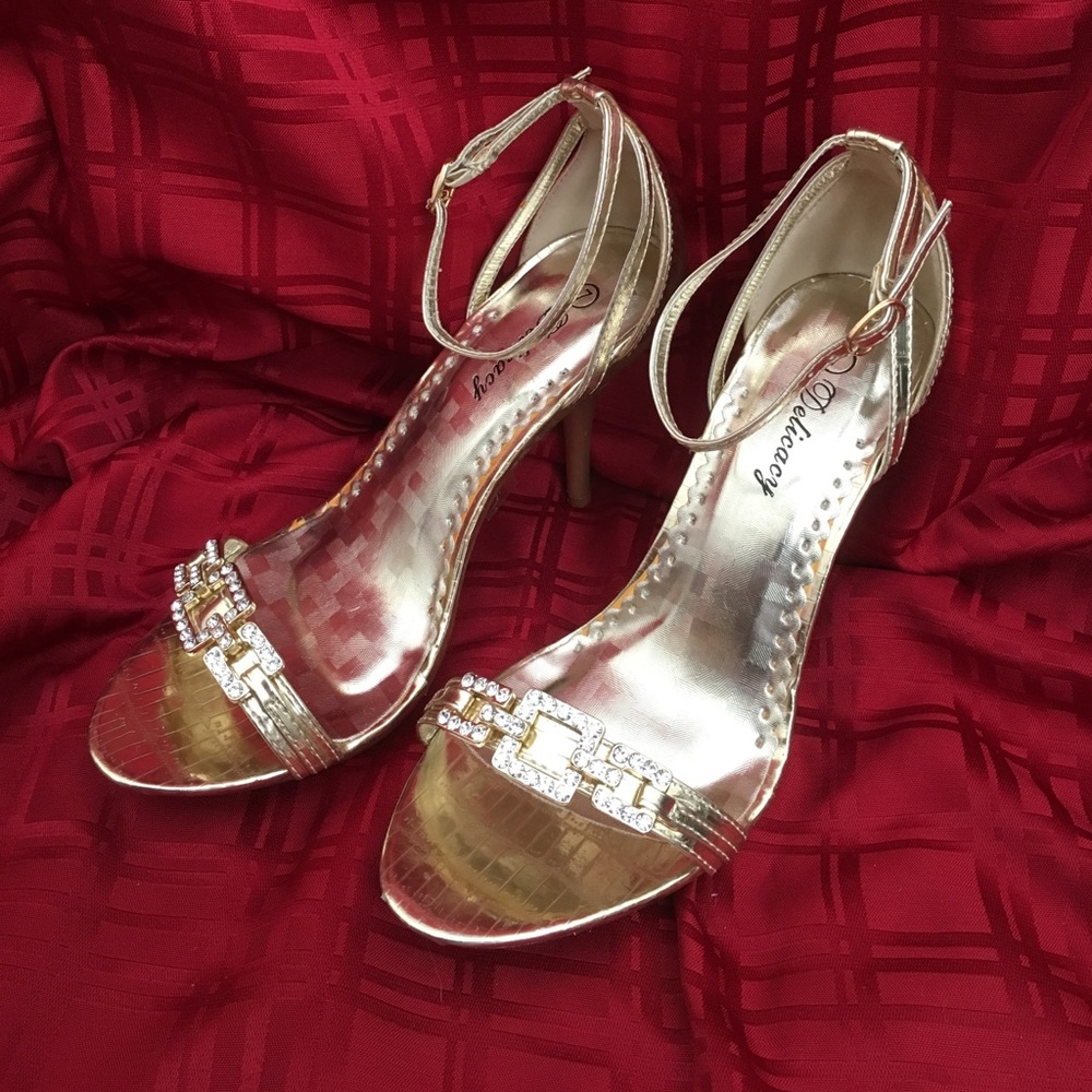 3" Gold Heels