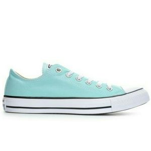 Converse All Star low tops