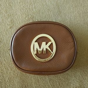 Mickael Kors small makeup bag *Authentic*