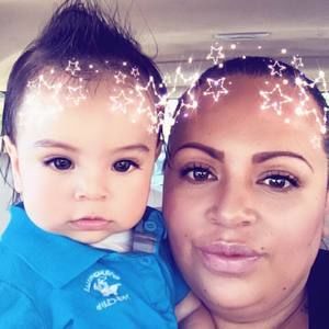 Meet your Posher, Monica