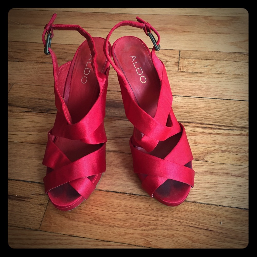 Aldo Strappy red heels!