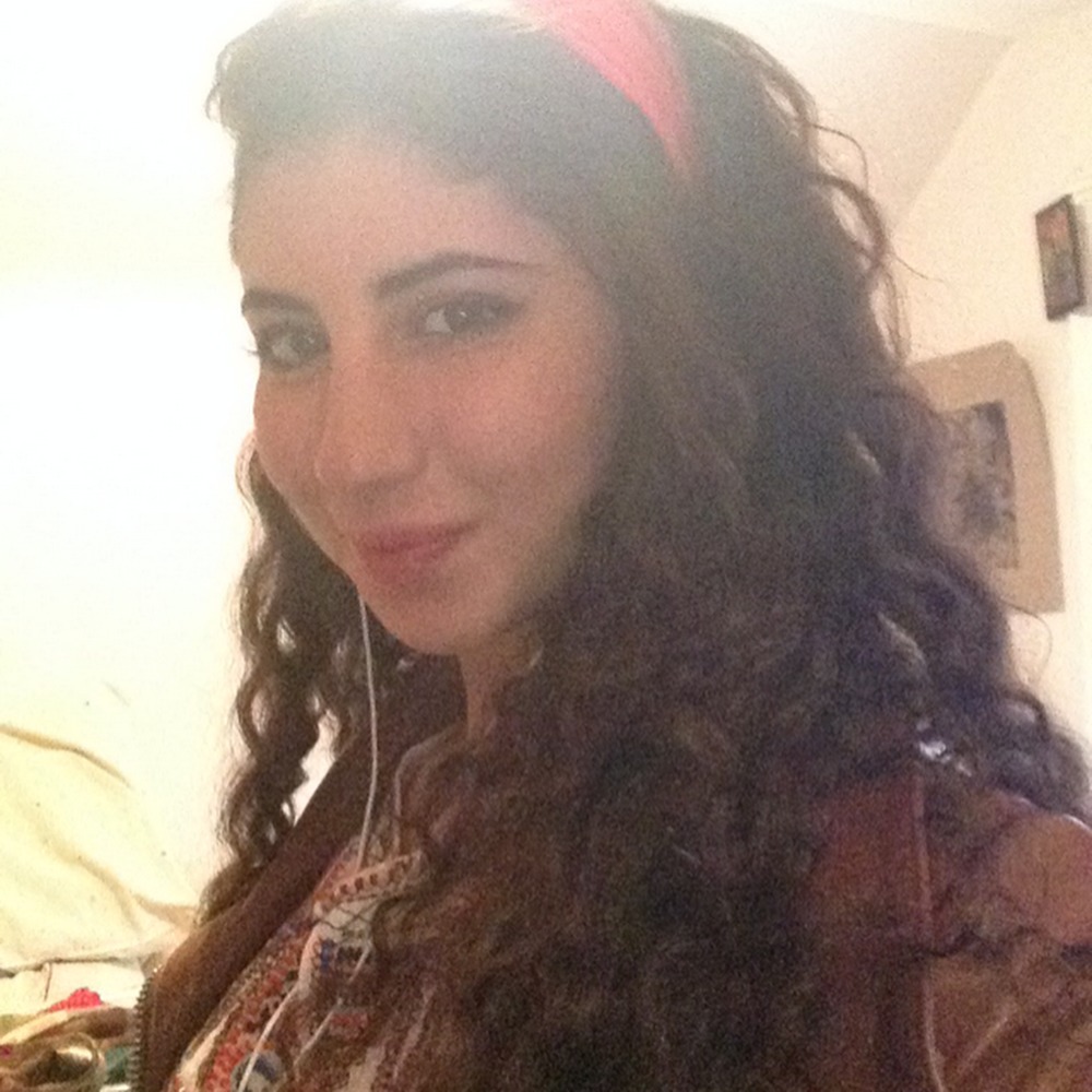 Meet your Posher, Shoshana