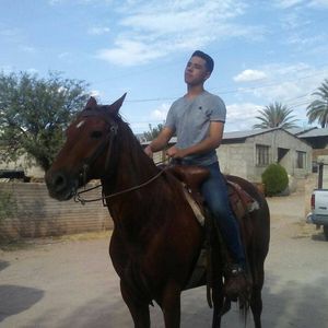 Meet your Posher, Gerardo