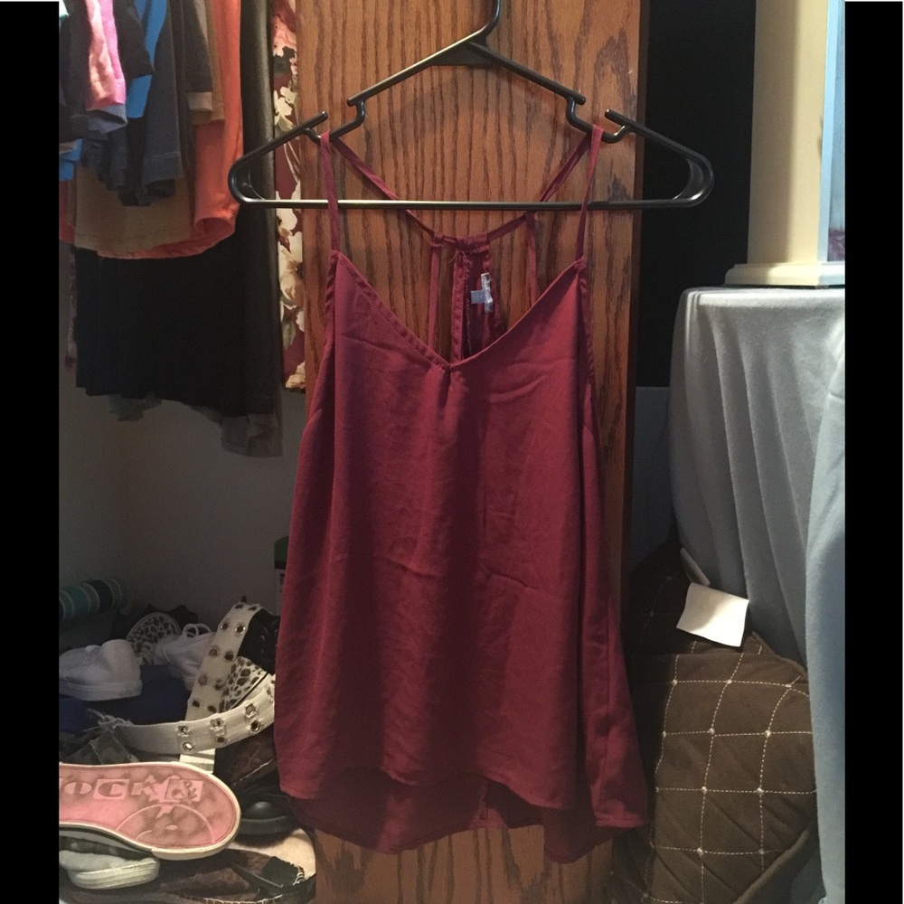 Maroon tank top