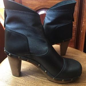 SANITA Black Etenia Plateau Ankle Boots