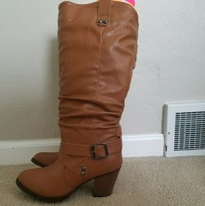 Wide Calf Slouchy Heeled Boot