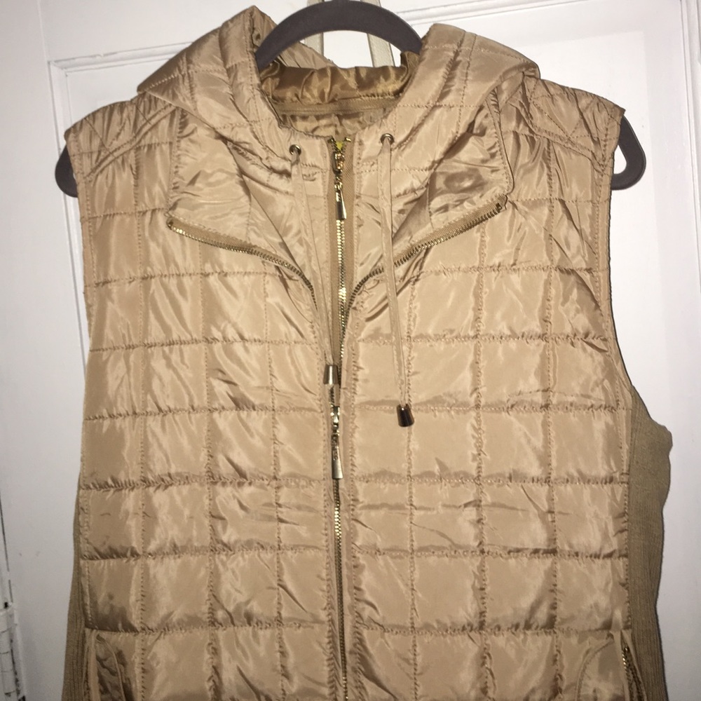 Tan vest NEVER worn