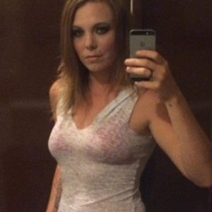 Meet your Posher, Jenn