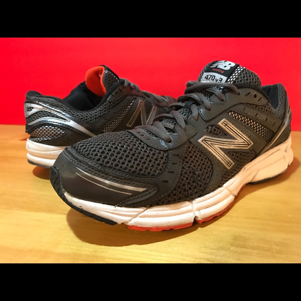 Men's Size 10.5 New Balance 470 v3 Gray Shoes