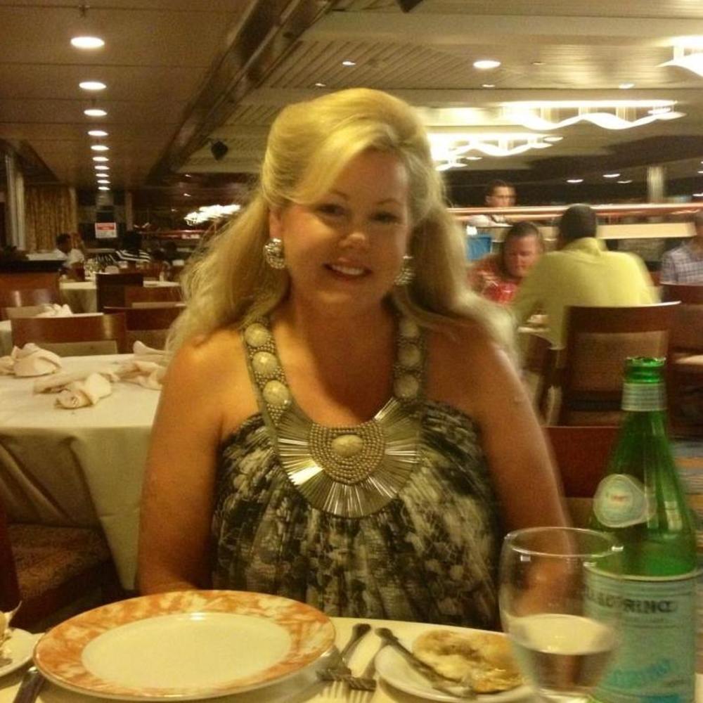 Meet your Posher, Deborah