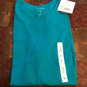 Short sleeve crewneck tshirt