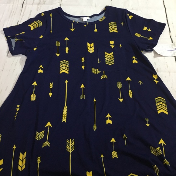 LuLaRoe Dresses & Skirts - LuLaRoe Arrow Carly 💙