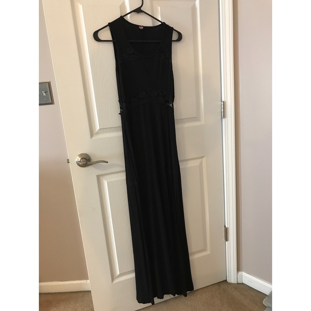Black maxi dress