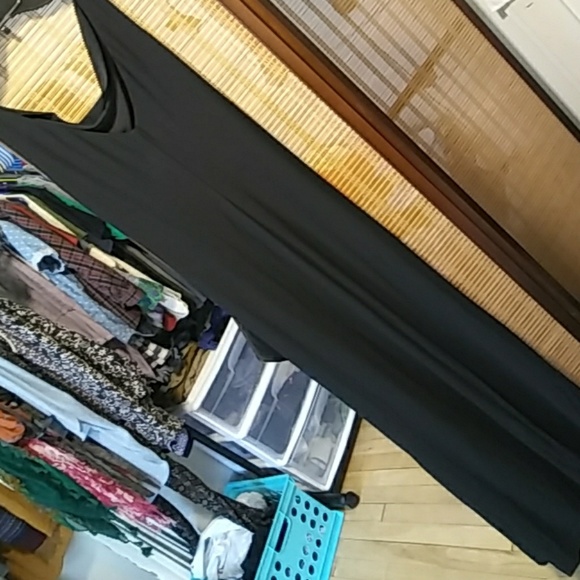 Black floor length dress - Picture 4 of 6